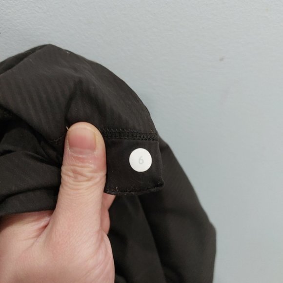 Lululemon Hip Hop Crop Branch (Brown) Size 6 - Picture 7 of 7